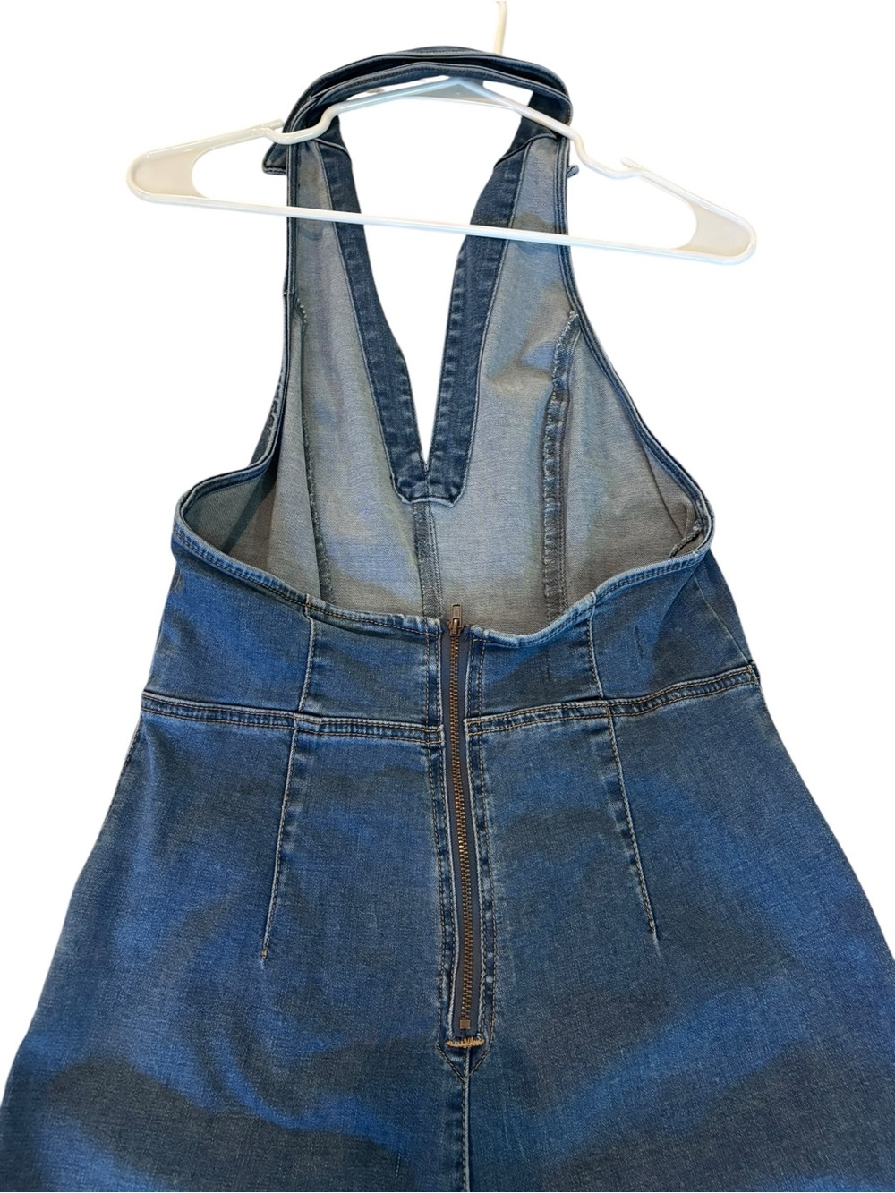 We The Free Dark Blue Denim Wide-Leg Women's Jumpsuit Overalls size M. - Picture 3 of 7